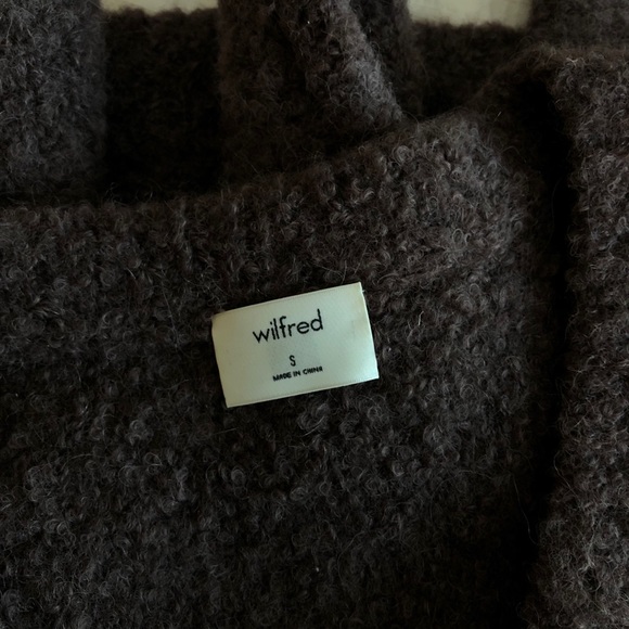 ARITZIA SWEATER - Picture 2 of 3